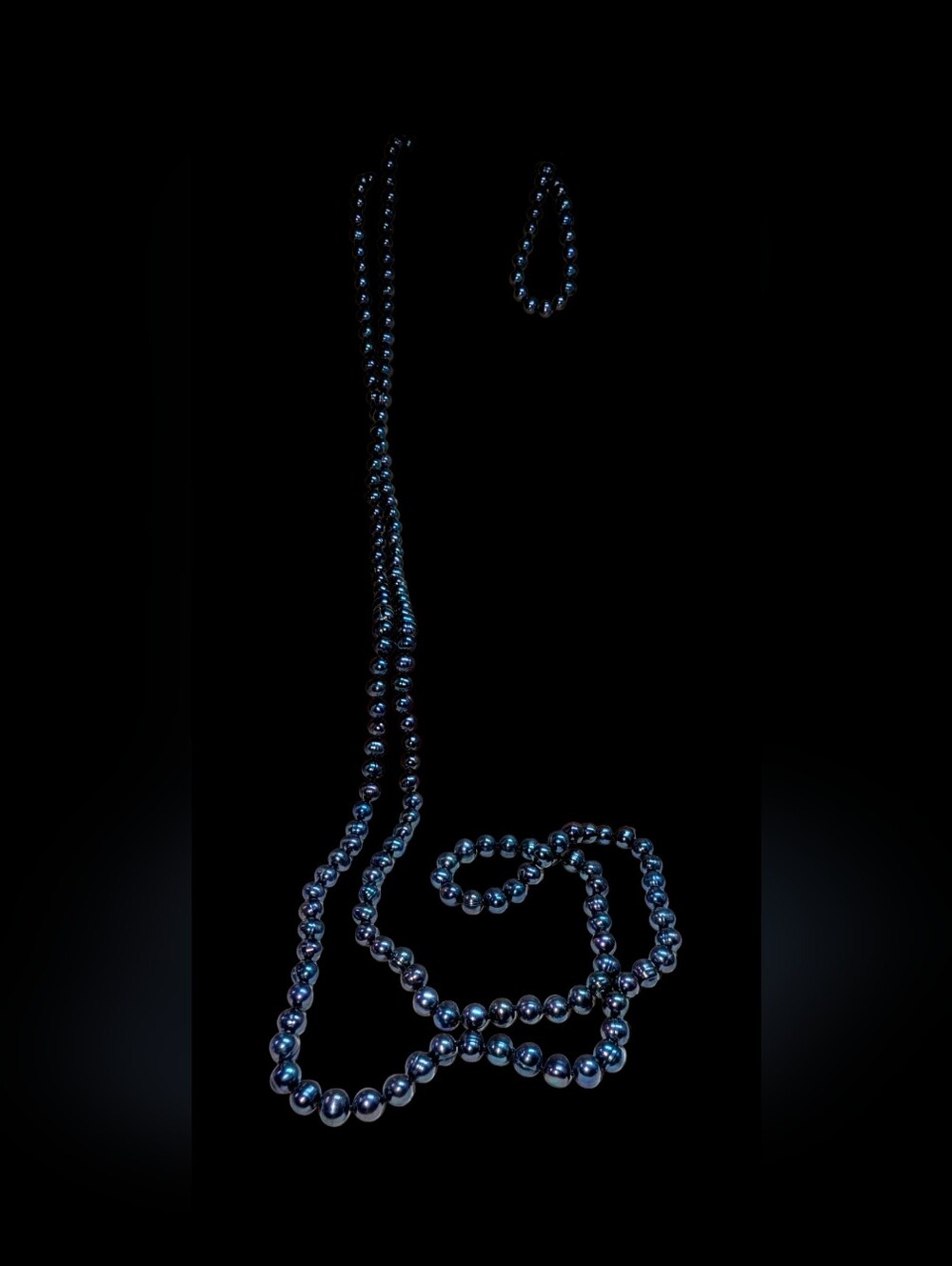64-inch Black Freshwater Iridescent Pearl "Endless Rope" Necklace - Picture 4 of 4
